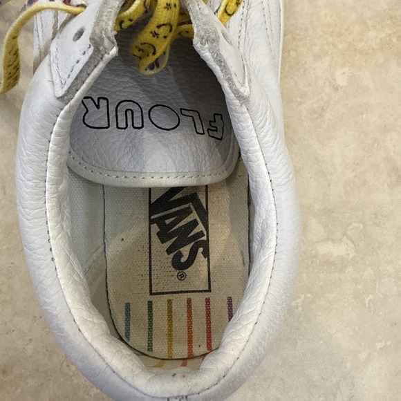 Vans x Flour Shop Amirah Kassem Unisex Low‎ Rainbow Sneakers Size W8.5 M7 - Picture 8 of 9